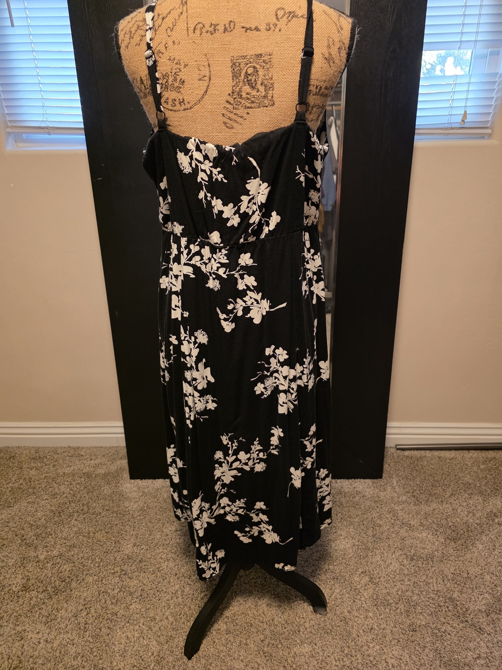 torrid Black and White Floral Maxi Dress with Spaghetti Straps - Picture 2 of 3